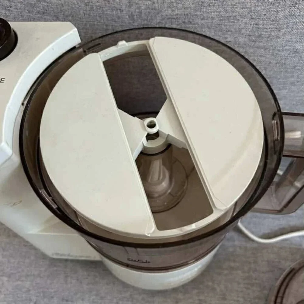 Regal La Marchine I Food Processor * For parts - Picture 6 of 8